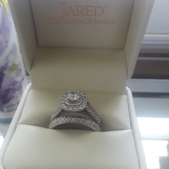 Wedding set - Picture 2 of 4